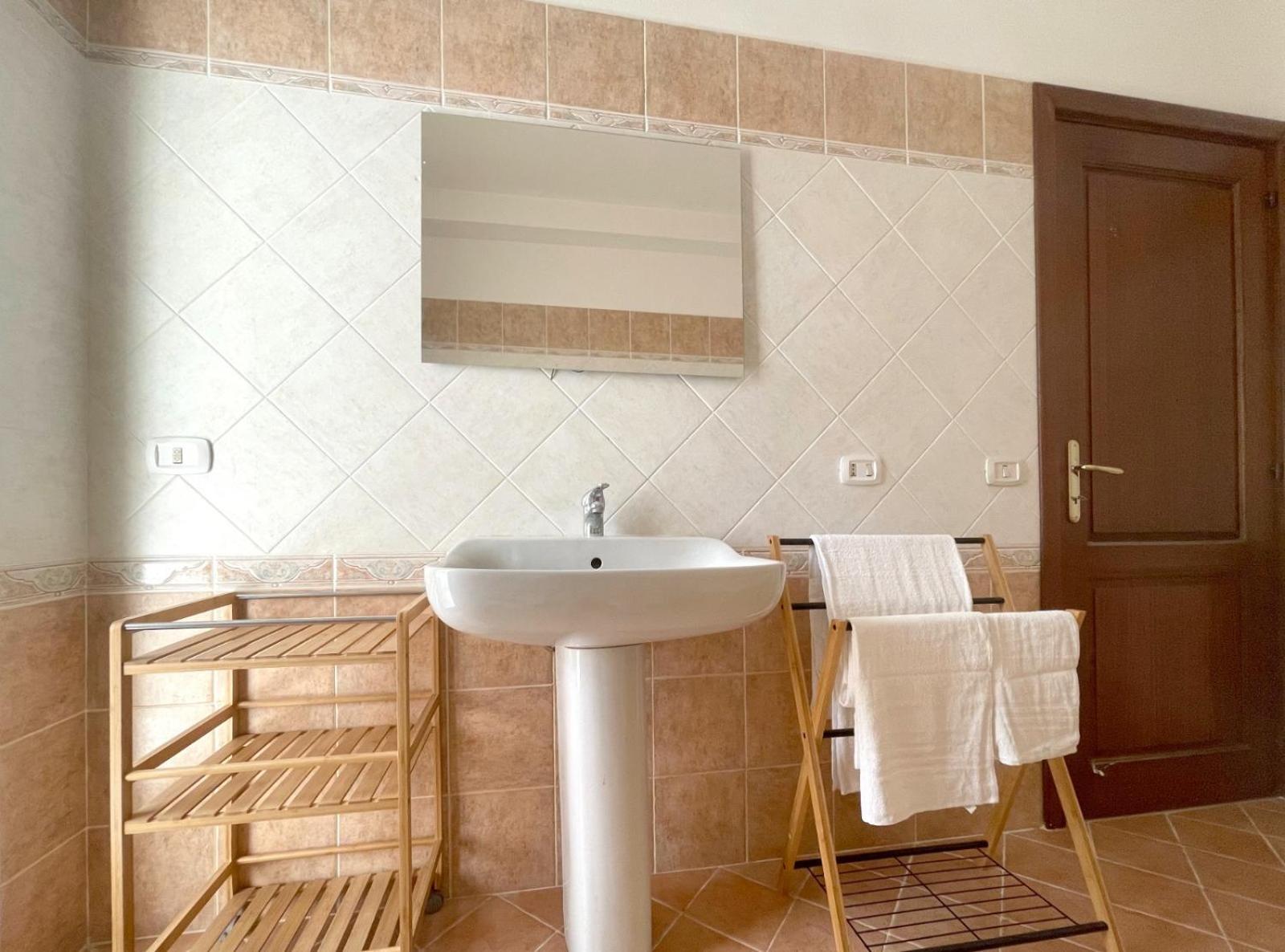 Cocteau House Apartment Olbia Exterior foto